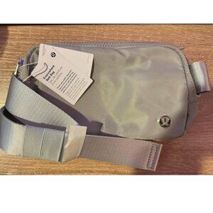 Lululemon Everywhere Belt Bag